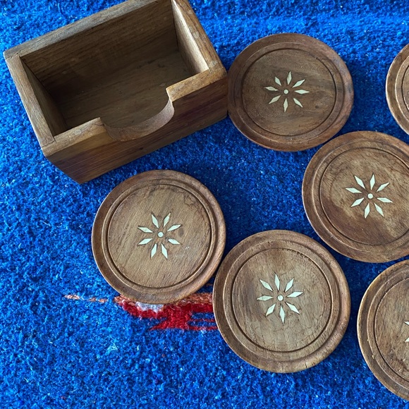 VTG Wooden Coaster Set of 6! - Picture 5 of 9